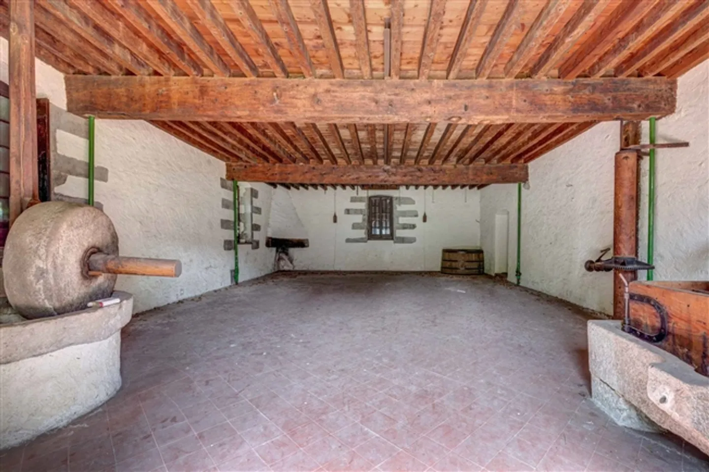 Ferme authentique à rénover à Avully - en exclusivité - Photo 5 sur 6