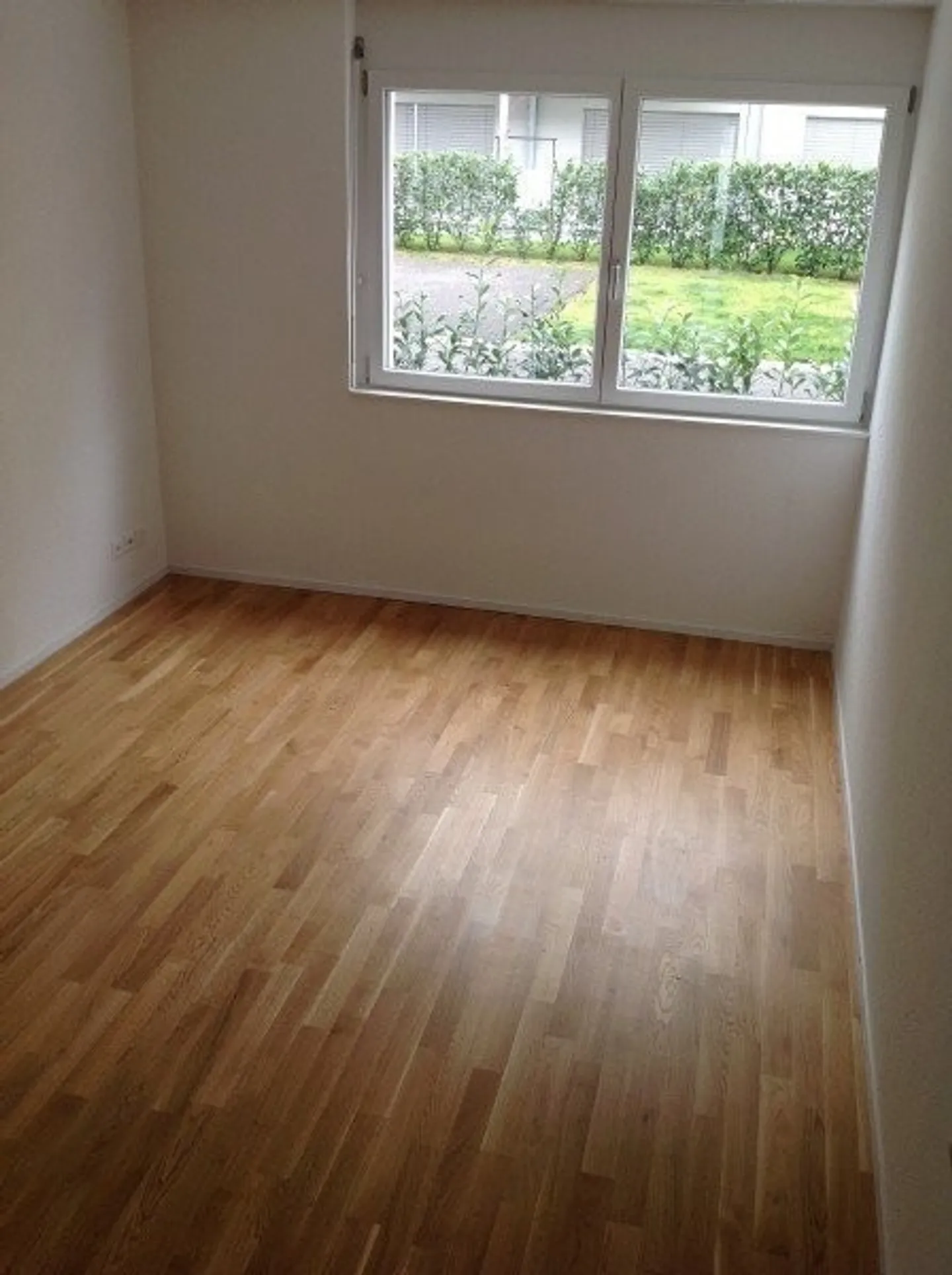 Everything within walking distance! - Photo 8 of 11