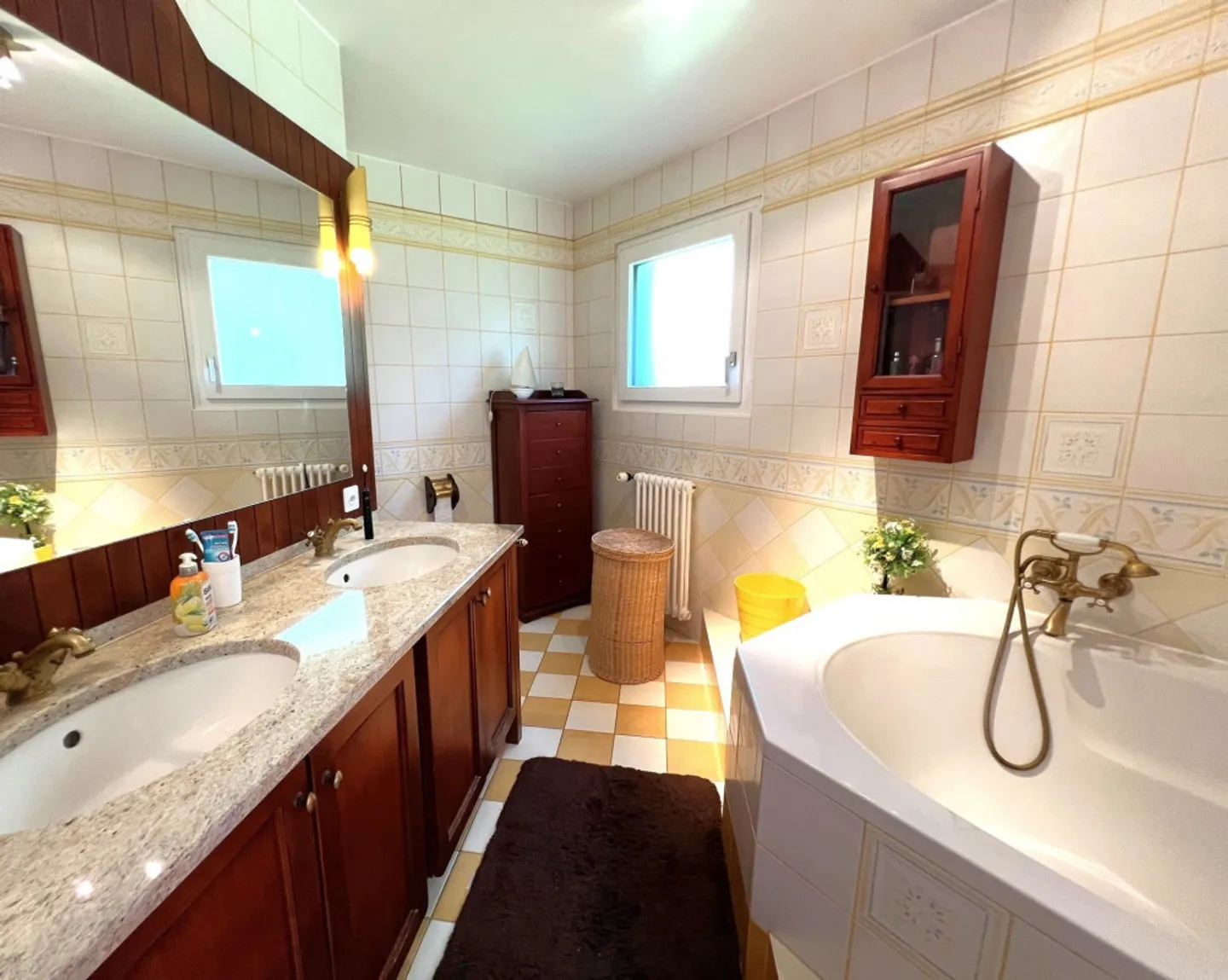 Magnifica villa vaudoise 9.5 stanze 280 m2 molto luminosa piscina e spa - Foto 10 di 13