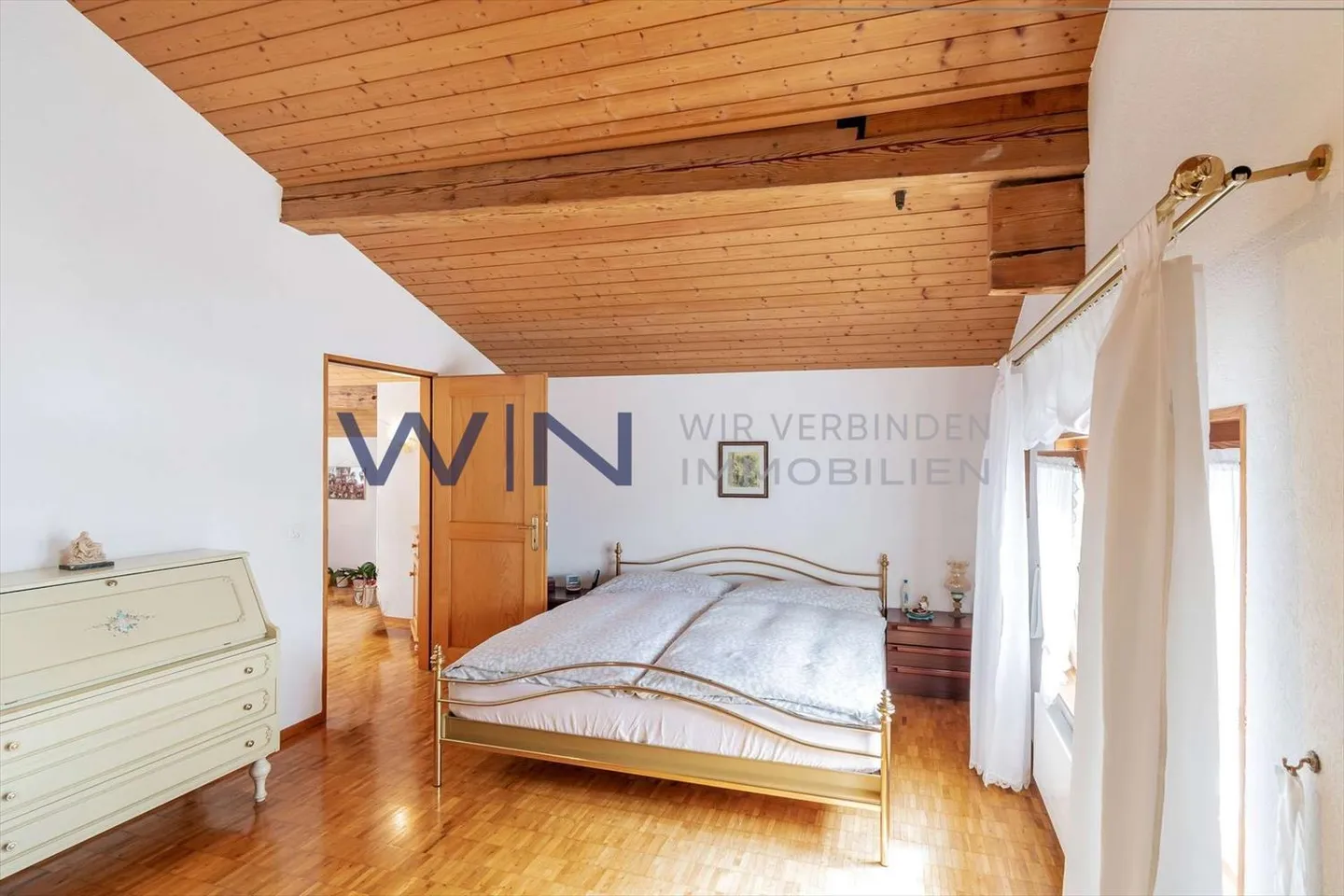 Garden of Eden including a separate apartment - Photo 1 of 12