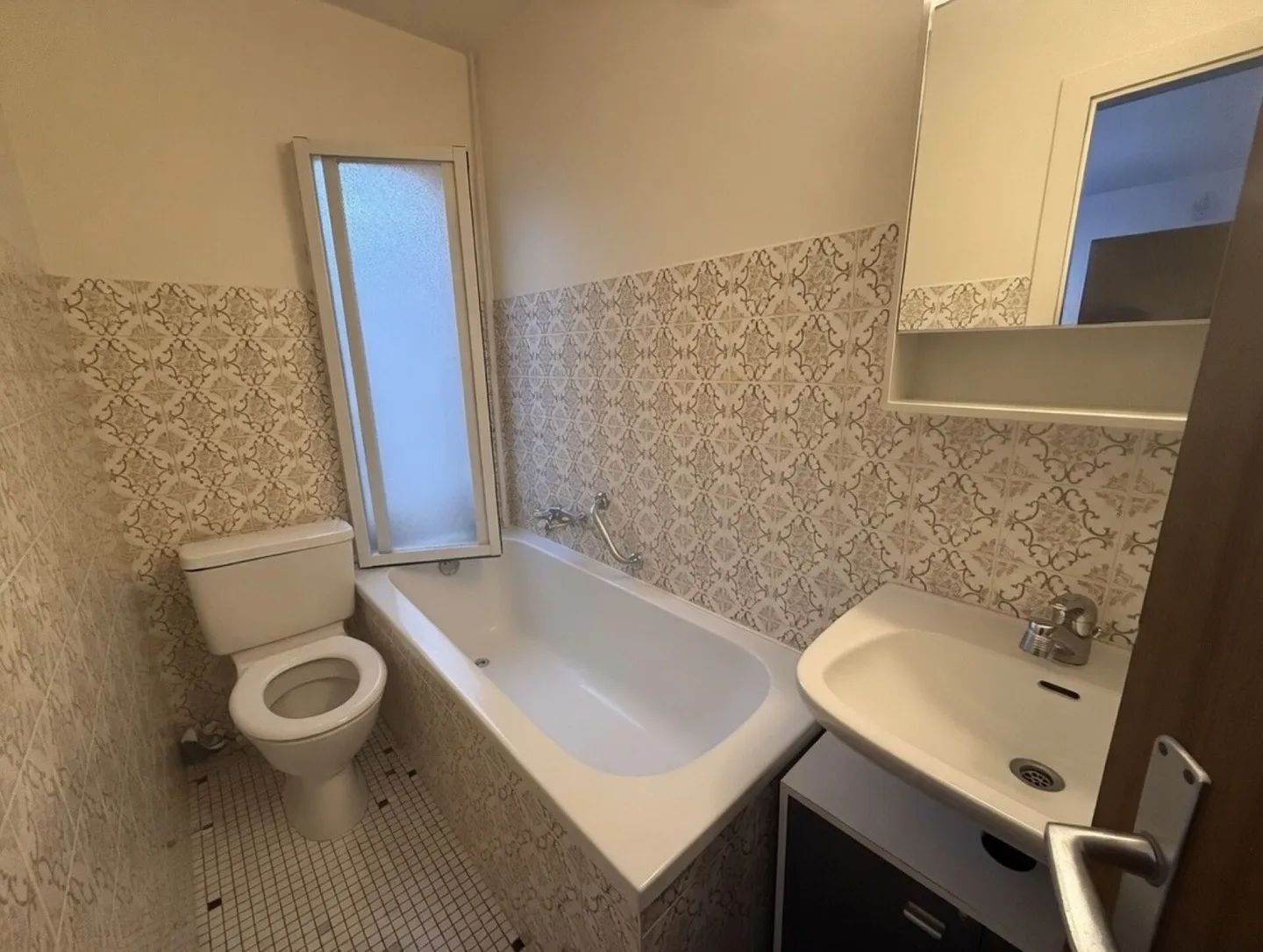 3.5 room apartment with balcony - Photo 6 of 9