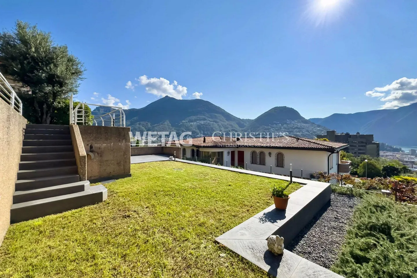 À Lugano : Élégante villa en rangée avec jardin privé et large vue sur le lac - Photo 12 sur 12