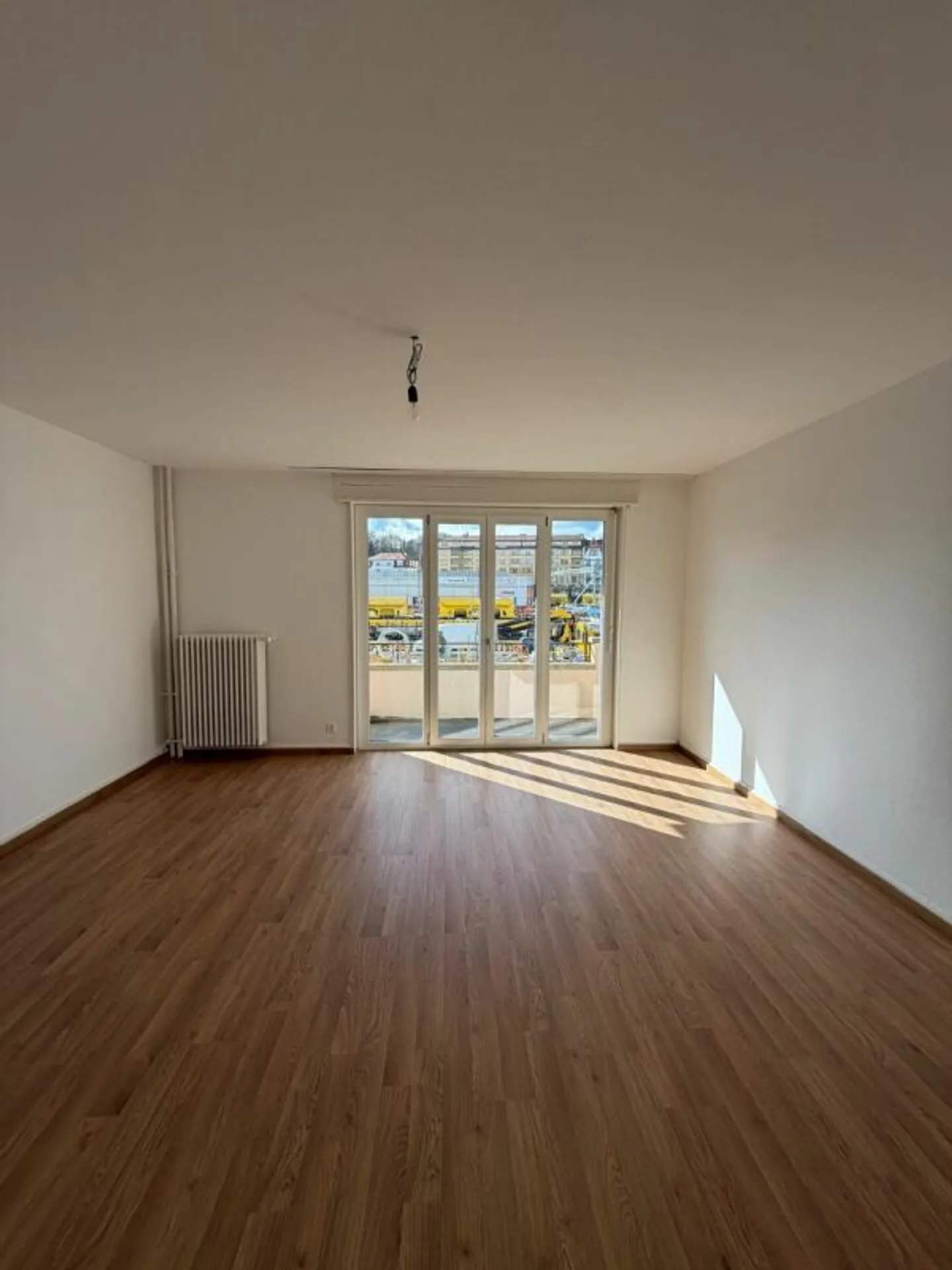 Modern Apartment in Fribourg - Photo 5 of 12