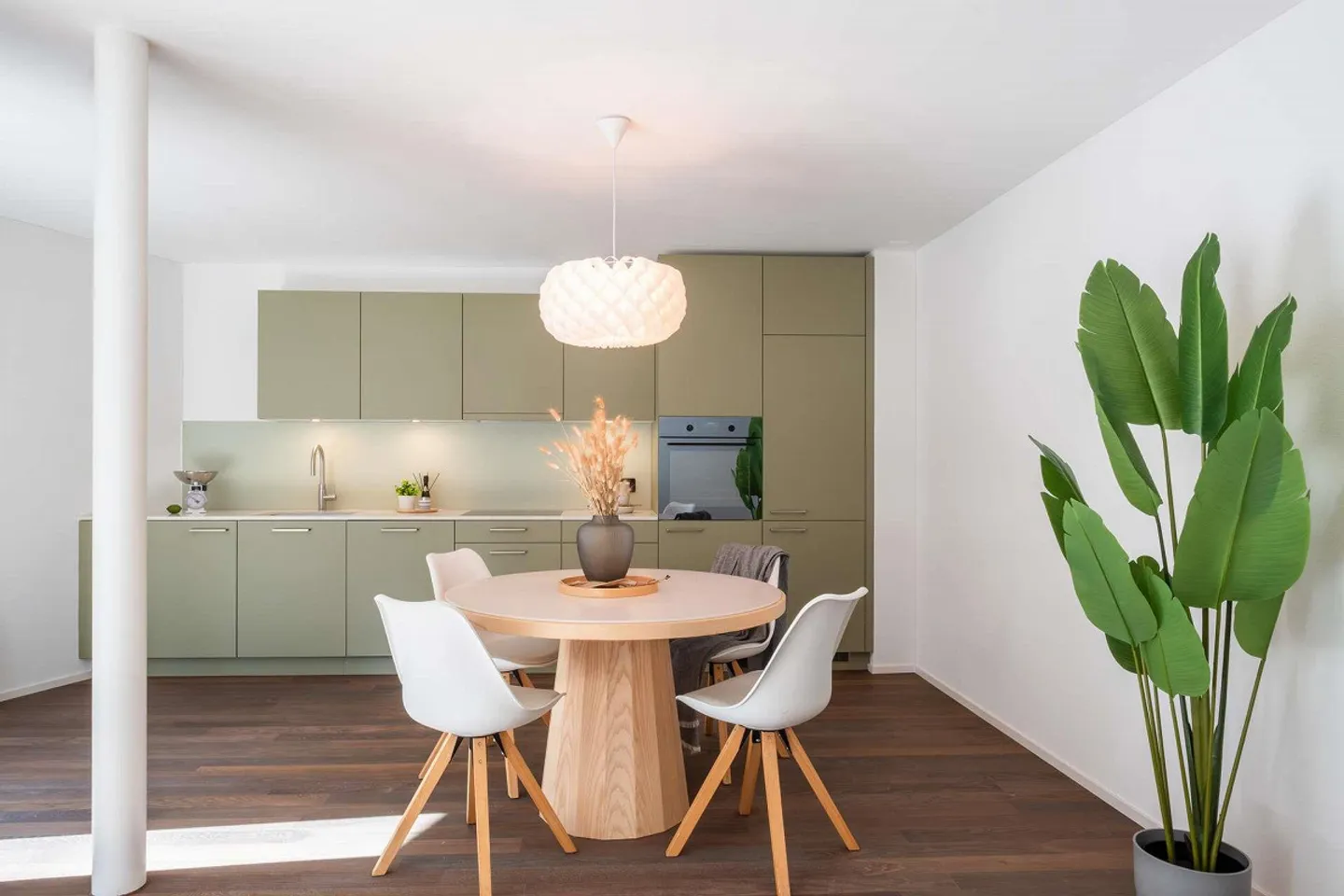 Moderne Wohnung in Kloten - Foto 3 von 9