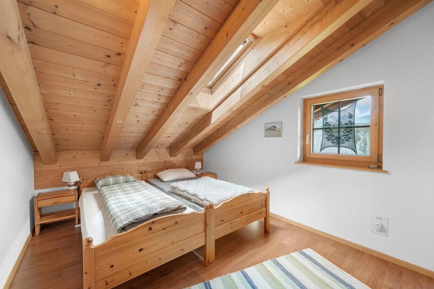 Bellissimo appartamento mansardato di 6 1/2 stanze soleggiato come prima o seconda residenza - Foto 6 di 17