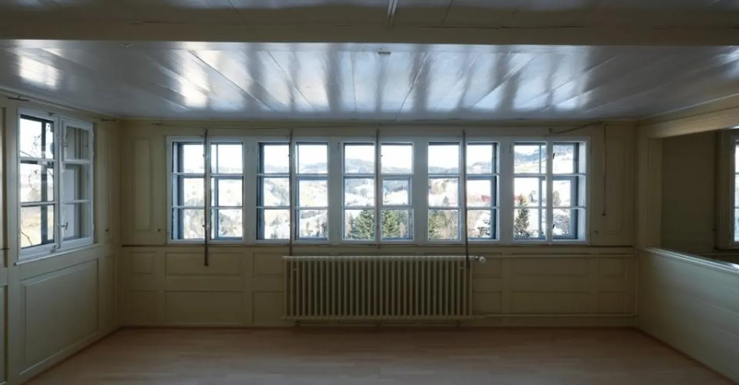 Ein Ort zum Niederlassen - grosszügige 9.5 Zimmer-Wohnung in Trogen - Foto 6 von 9