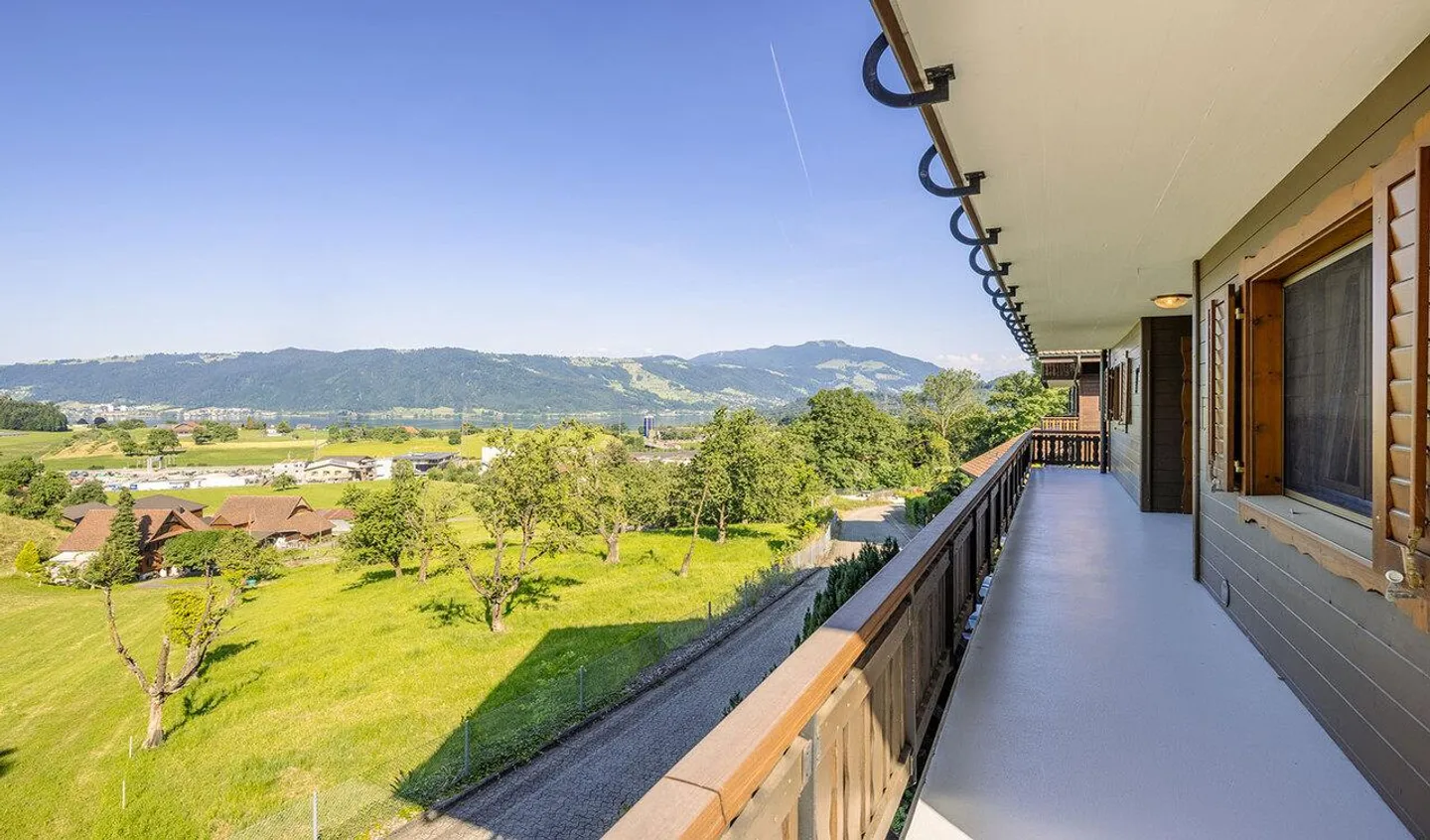 Appartement spacieux et charmant - situé au centre et bien desservi - Photo 7 sur 9