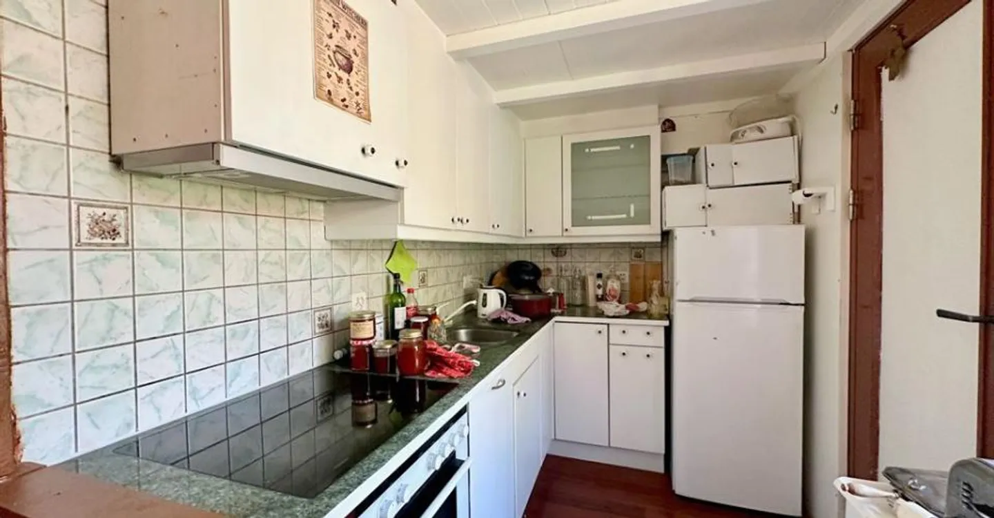 Charming cozy chalet with south-facing terrace, garage and authentic character - Photo 5 of 10