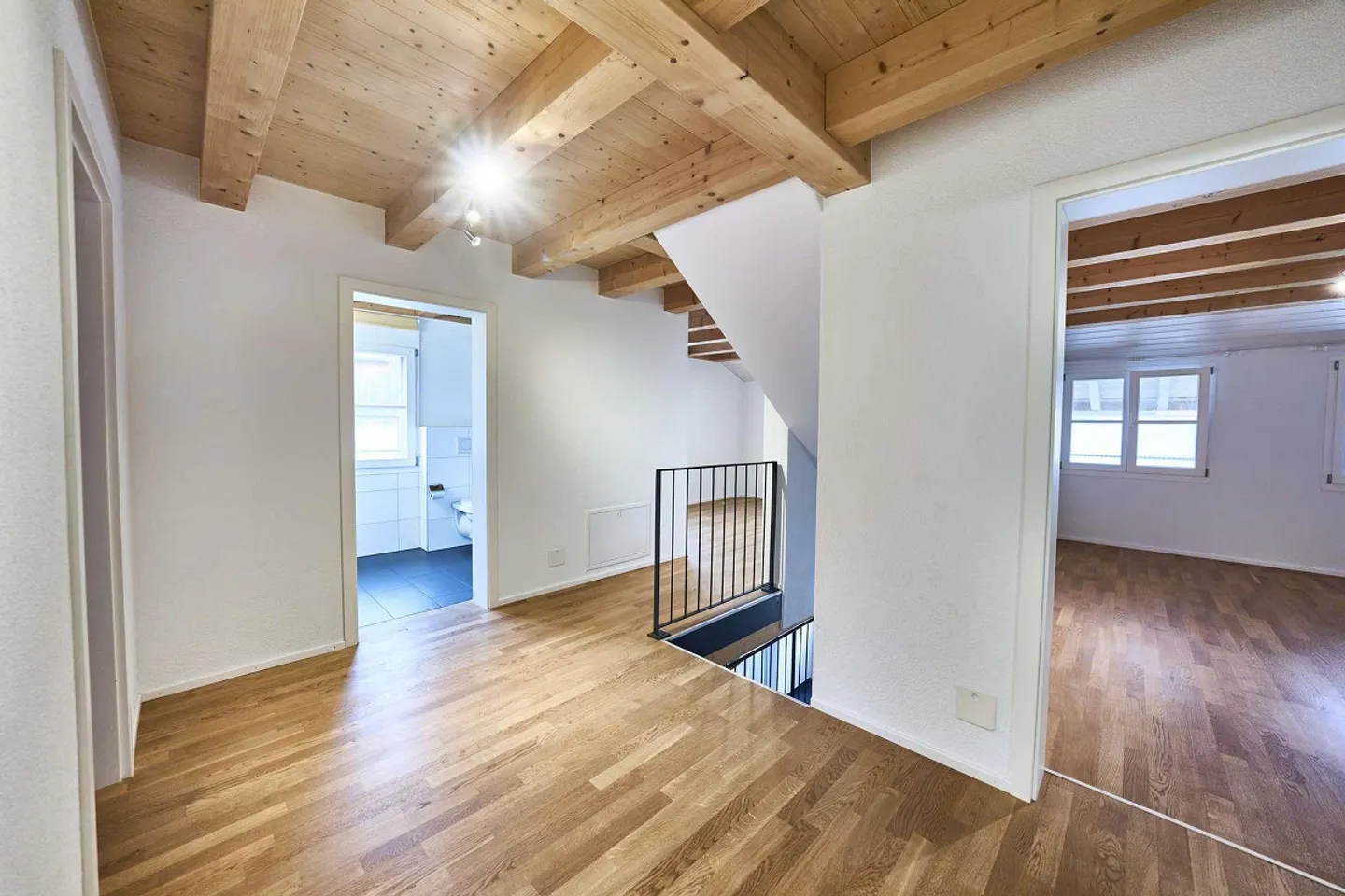 Maison individuelle spacieuse avec vue dégagée sur la nature - Photo 6 sur 13
