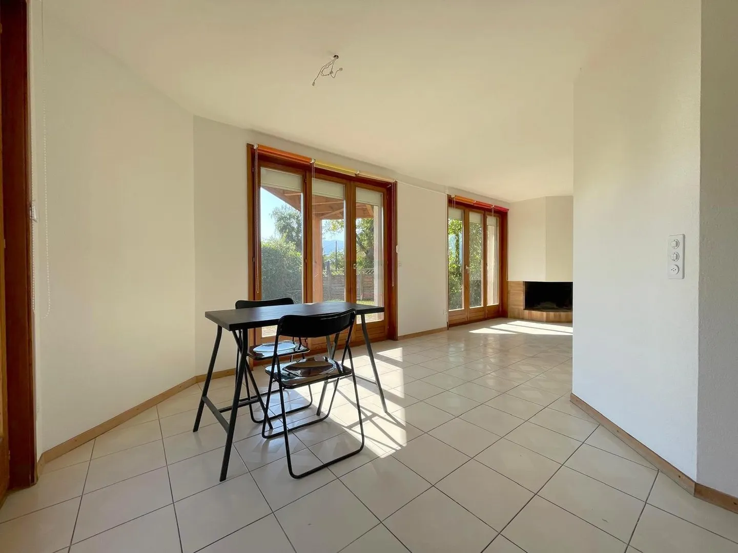 CASATAX ! PRÄCHTIGES DUPLEX MIT 5 ZIMMERN UND GARTEN - Foto 3 von 13