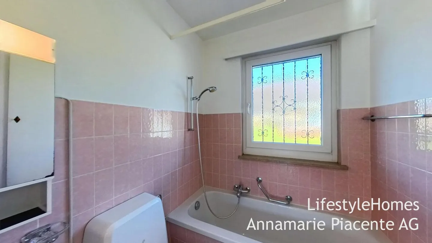 Terraced Single-Family House - Photo 12 of 16