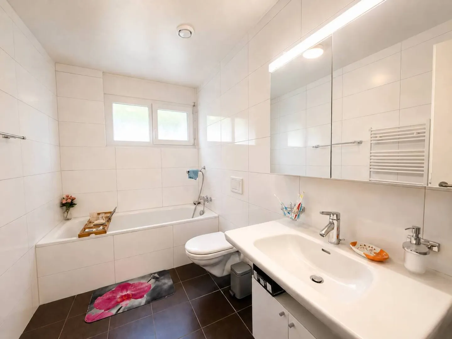 Superb 3.5-room apartment with private garden near the lake - Photo 8 of 12