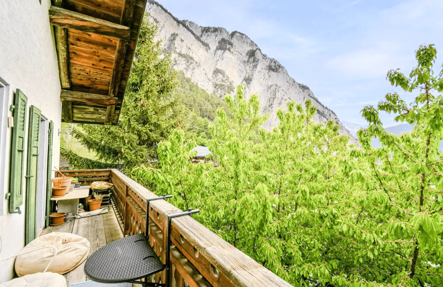 Chalet mit 2 Apartments in Vens (Bagnes) mit anliegendem Baugrund - Foto 5 von 8