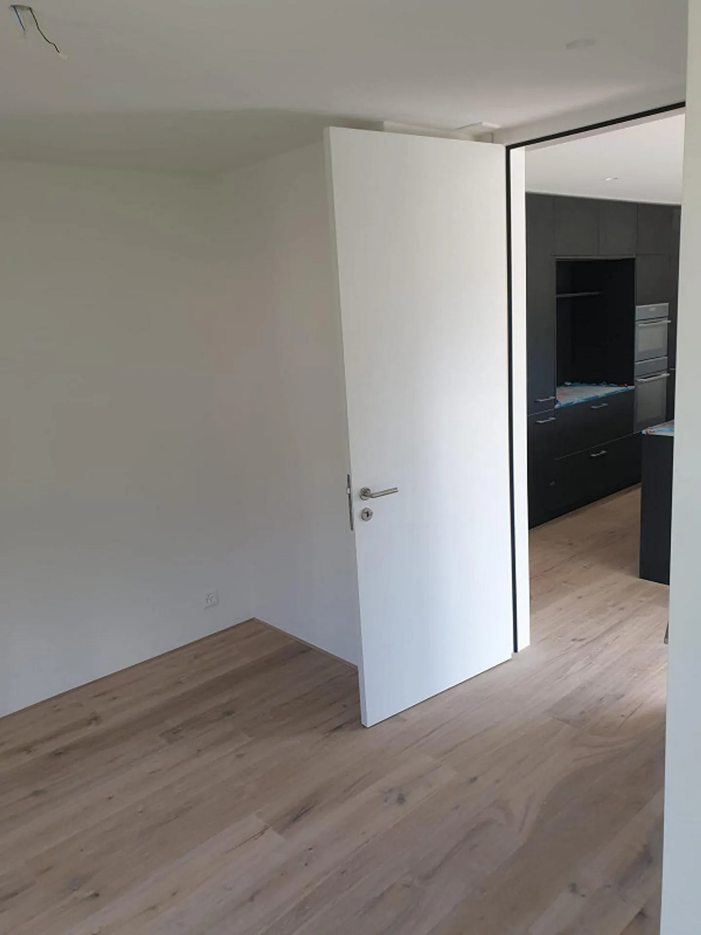 Moderne Zimmer in WG - Foto 7 von 9
