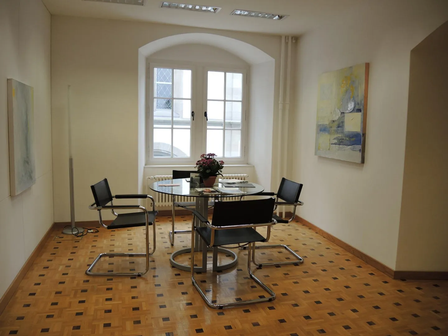 Zentrale Büroräumlichkeiten in St. Gallen - Foto 3 von 7