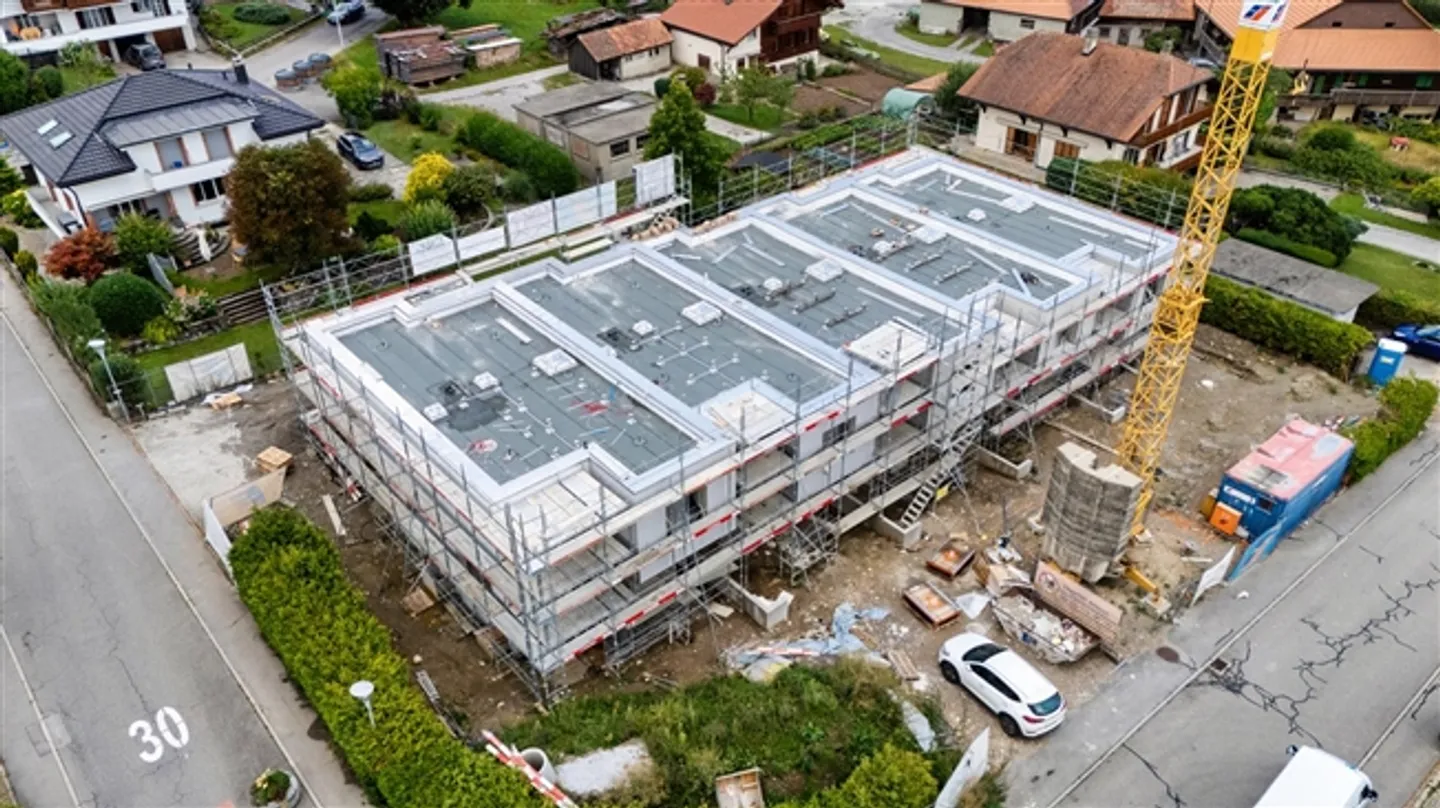 Outstanding, modern 5.5-room semi-detached house in La Tour-de-Trême - Photo 5 of 5