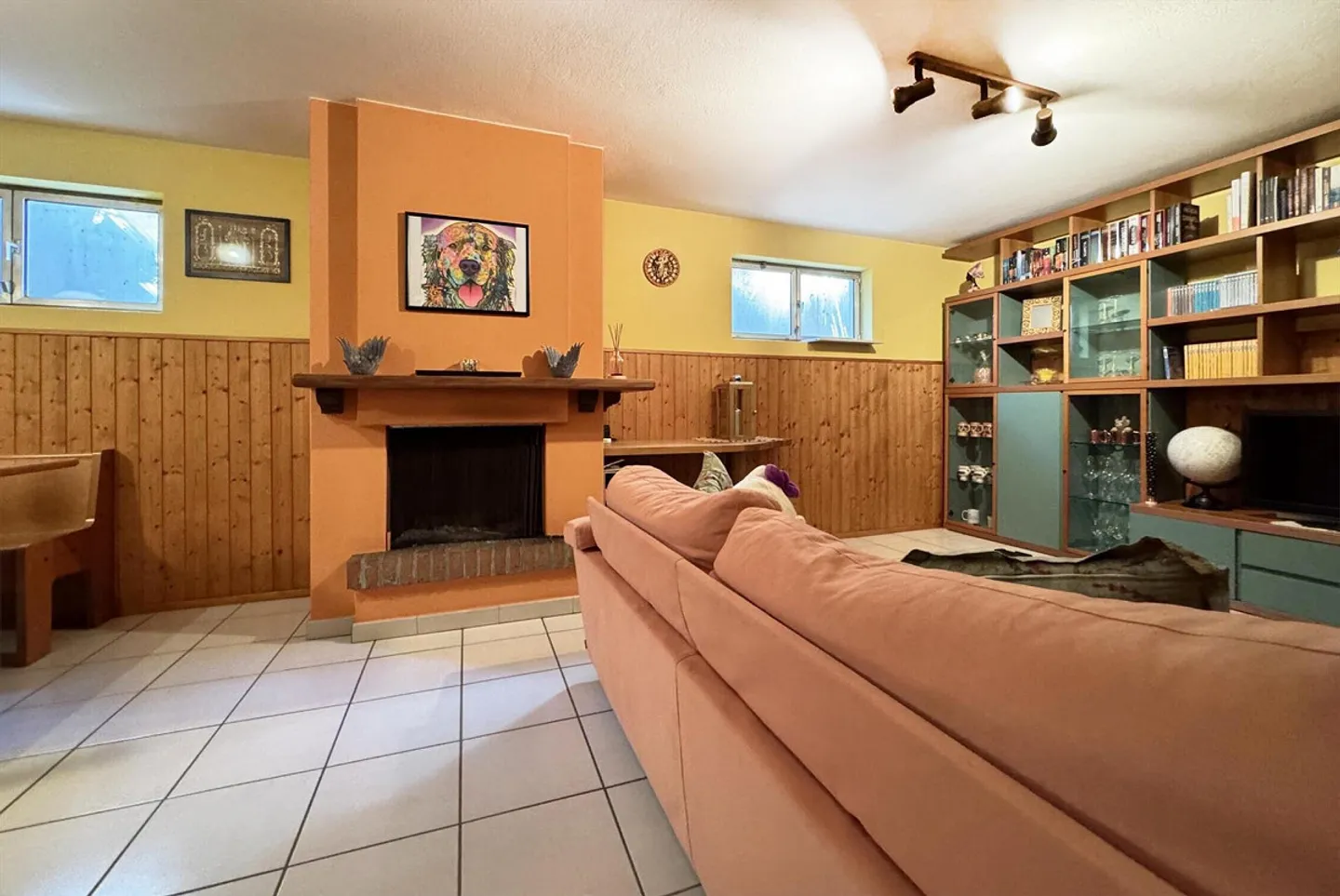 Schöne 4.5-Zimmer-Villa mit Garten und Grotte in Novazzano - Foto 8 von 11