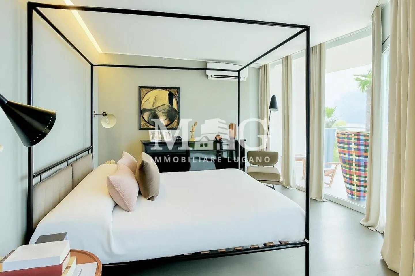 Panoramic Villa with Pool and View of Lake Lugano - Castagnola - Photo 13 of 17