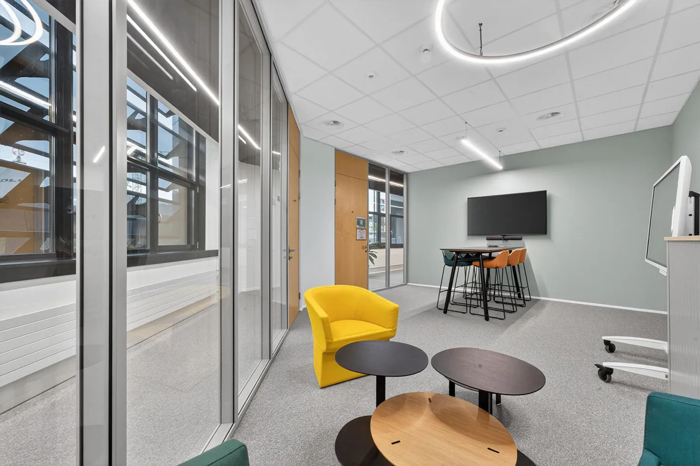 Exclusive 1600 m² office space in Kriens – ready for occupancy 2026 - Photo 5 of 15