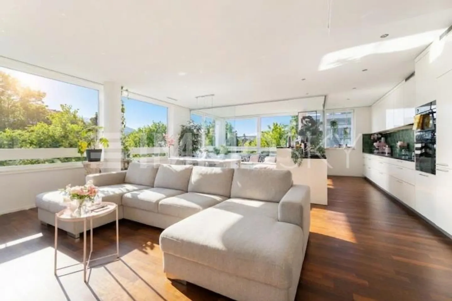Dream Home with Rooftop Terrace and Stunning Lake View - Photo 1 of 5