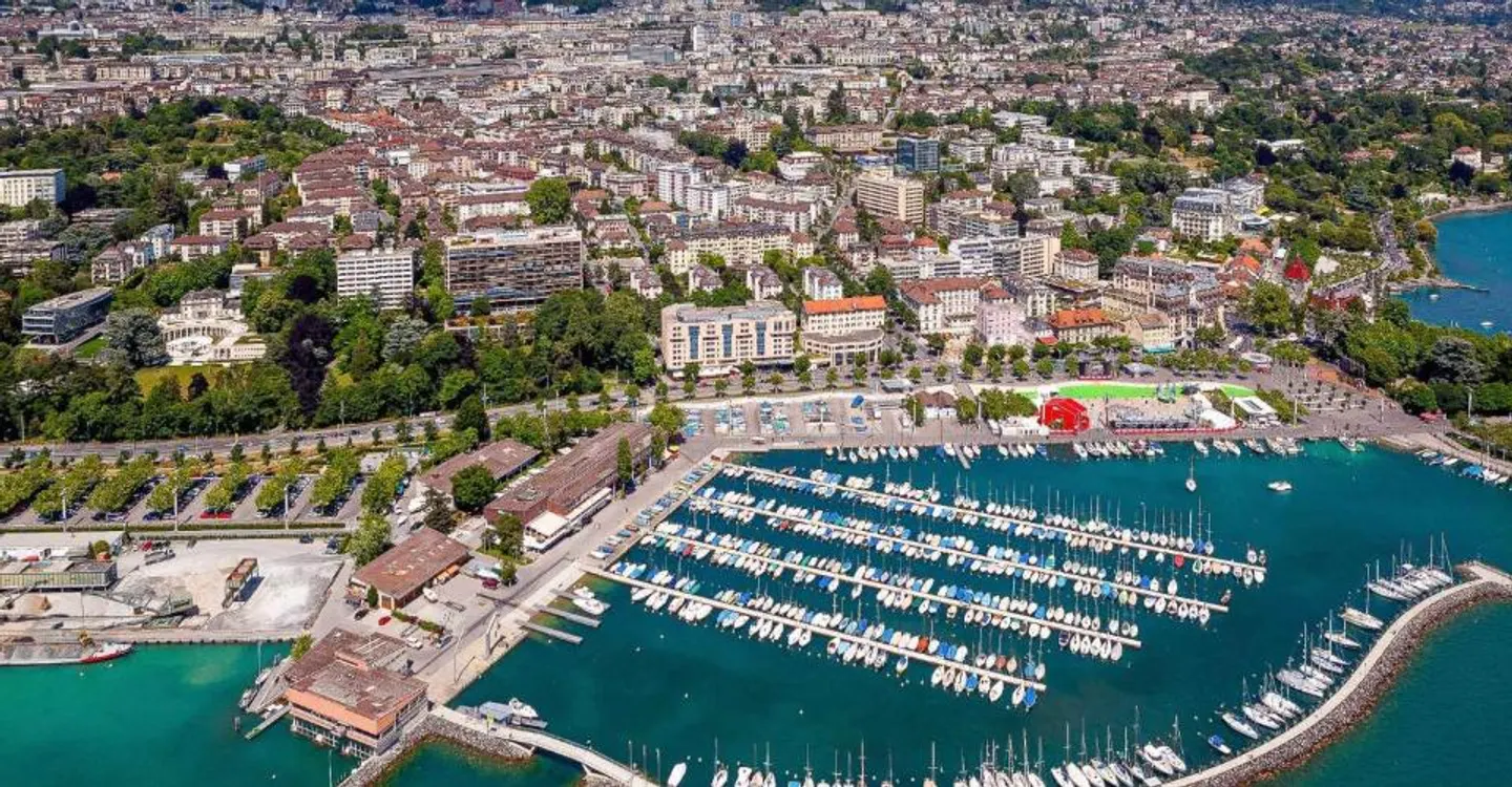 Lussuoso attico di 7 stanze fronte lago - Foto 1 di 12