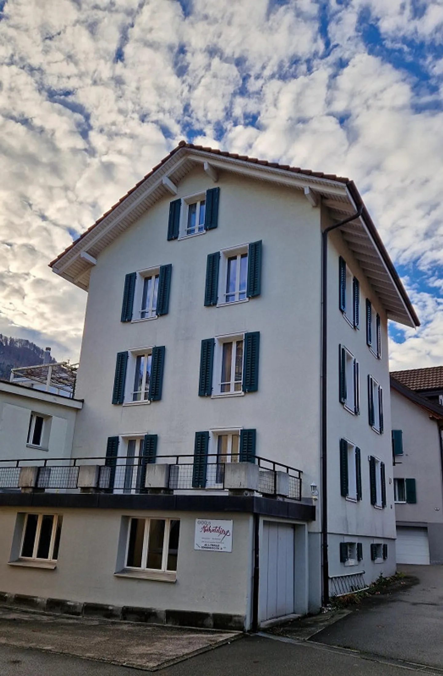 Haus im Zentrum von Hergiswil - Foto 2 von 14