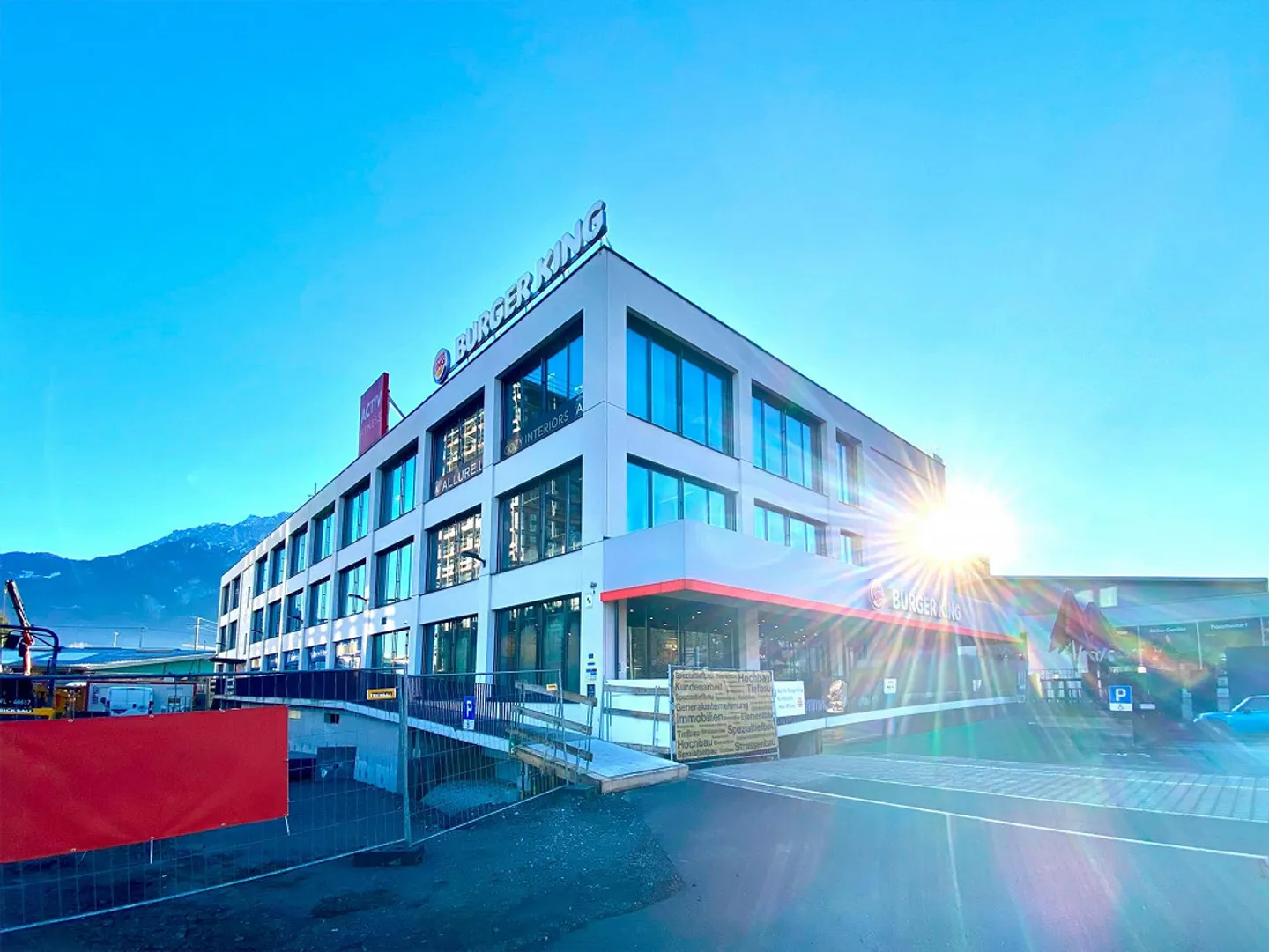 Spazio commerciale/Studi professionali in posizione privilegiata - Foto 8 di 9