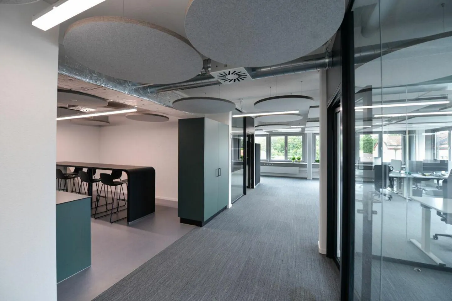 Representative Office Space - Photo 2 of 9