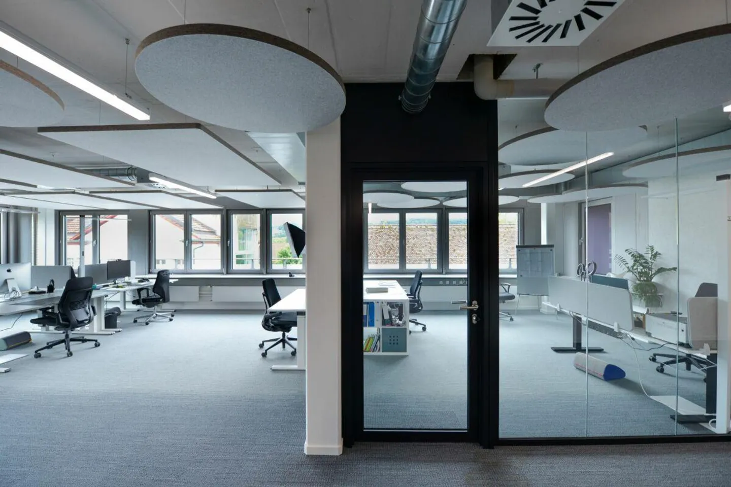 Representative Office Space - Photo 5 of 9