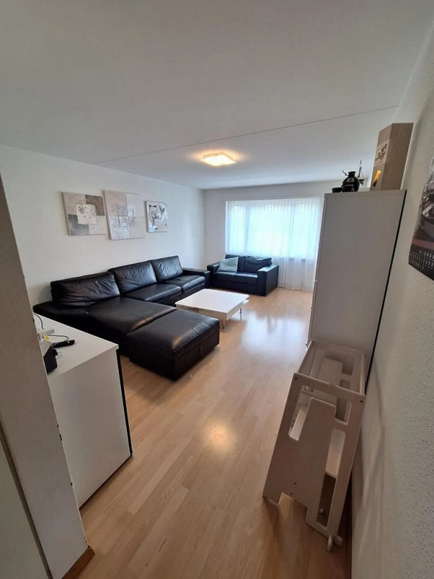 Grosszügige 4.5-Zimmerwohnung im Zentrum von Dietlikon - Foto 4 von 10
