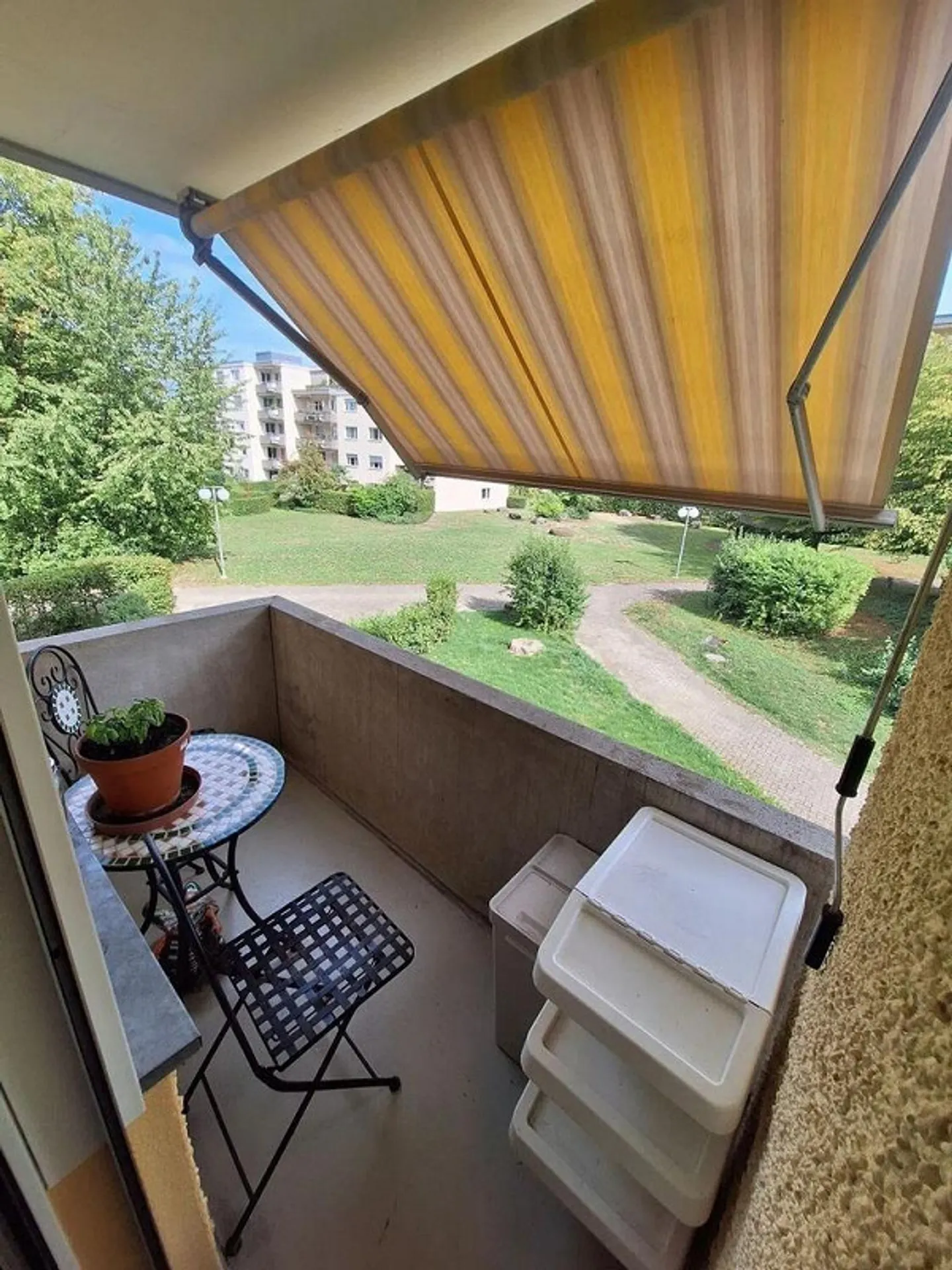 Grosszügige 4.5-Zimmerwohnung im Zentrum von Dietlikon - Foto 9 von 10