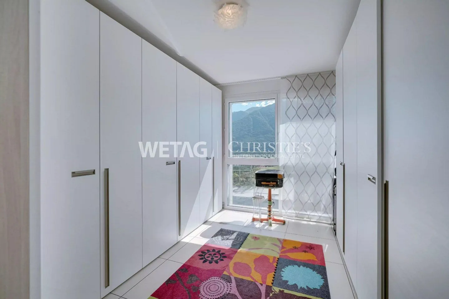 Appartement moderne et lumineux avec grande terrasse, idéal aussi comme résidence secondaire... - Photo 7 sur 12
