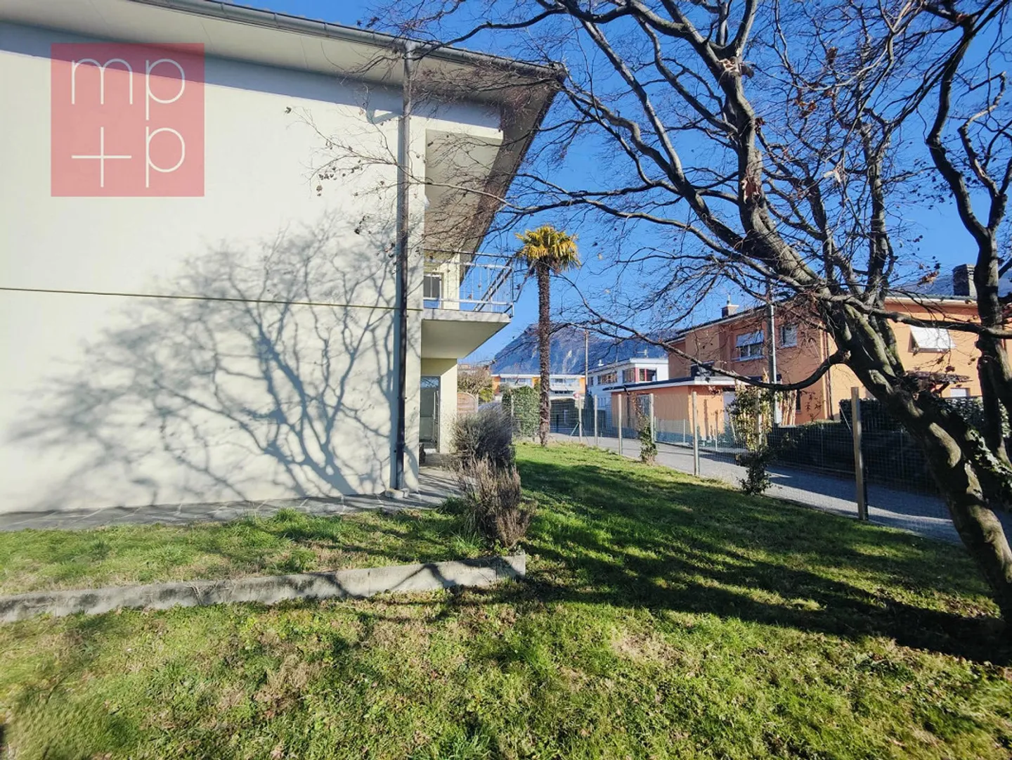 Affascinante Casa Indipendente a Rancate - Foto 2 di 8