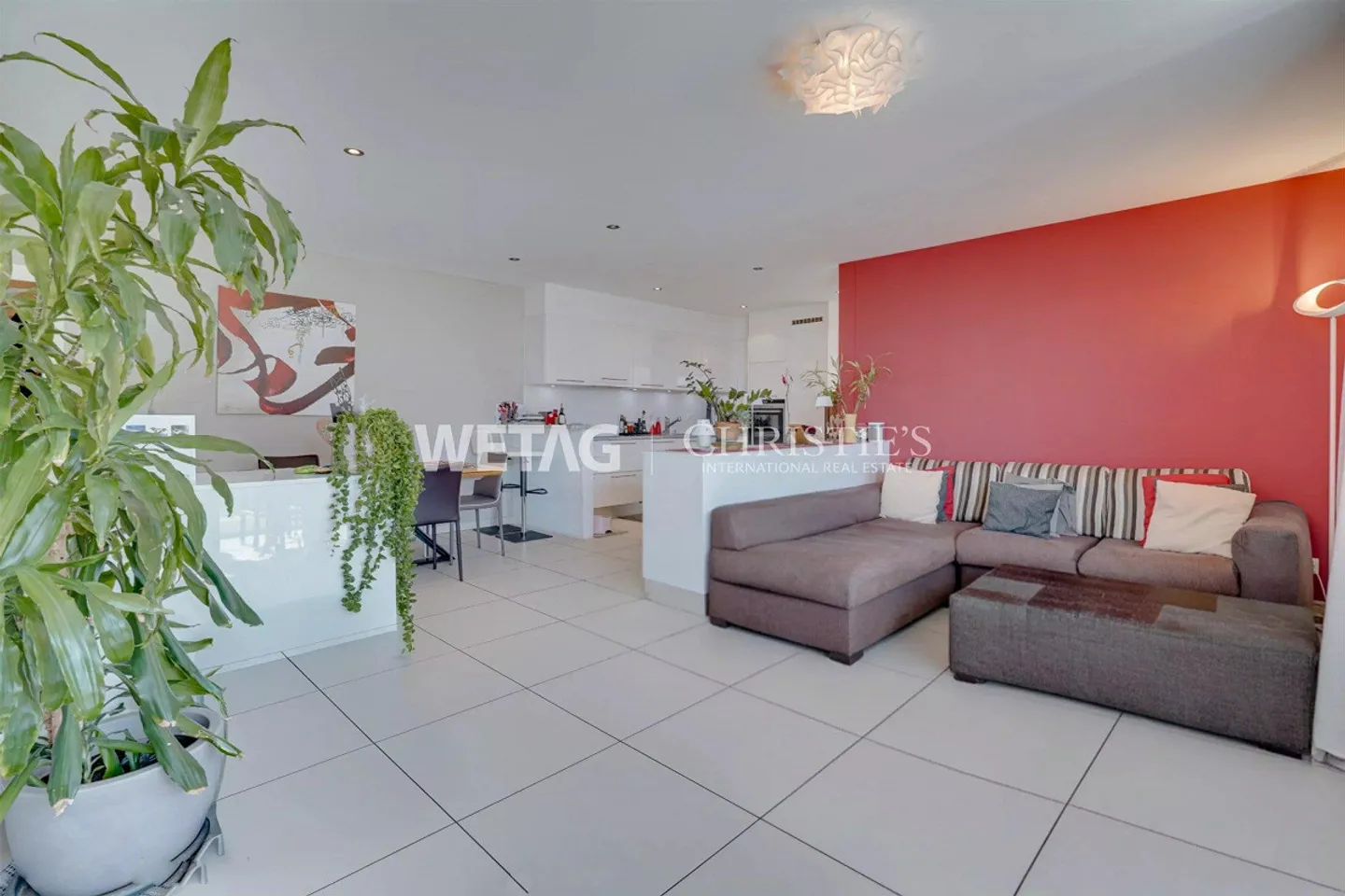 Appartement moderne et lumineux avec grande terrasse, idéal aussi comme résidence secondaire... - Photo 3 sur 12