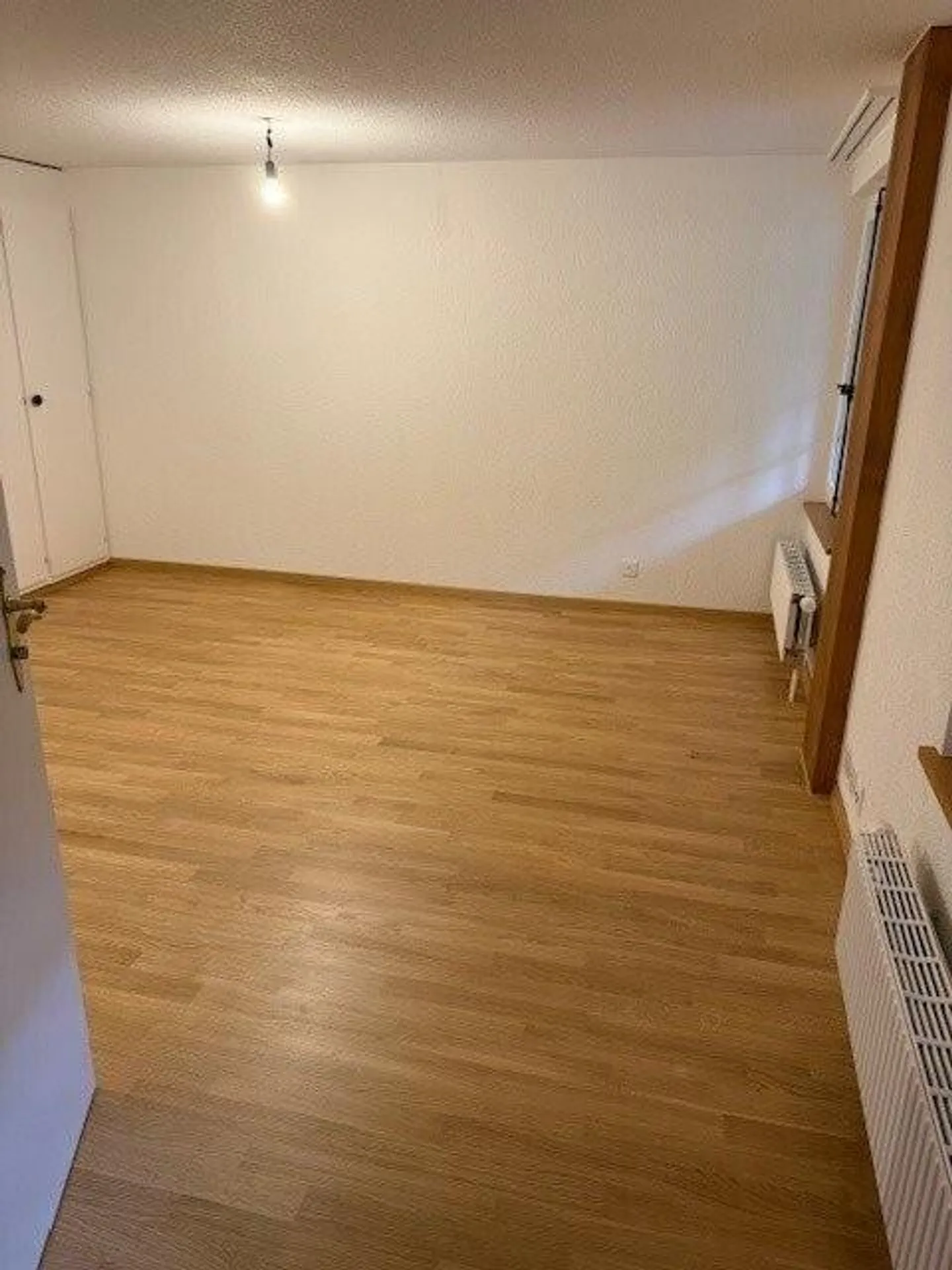 Renovated 2-room apartment in Signau - Photo 5 of 11