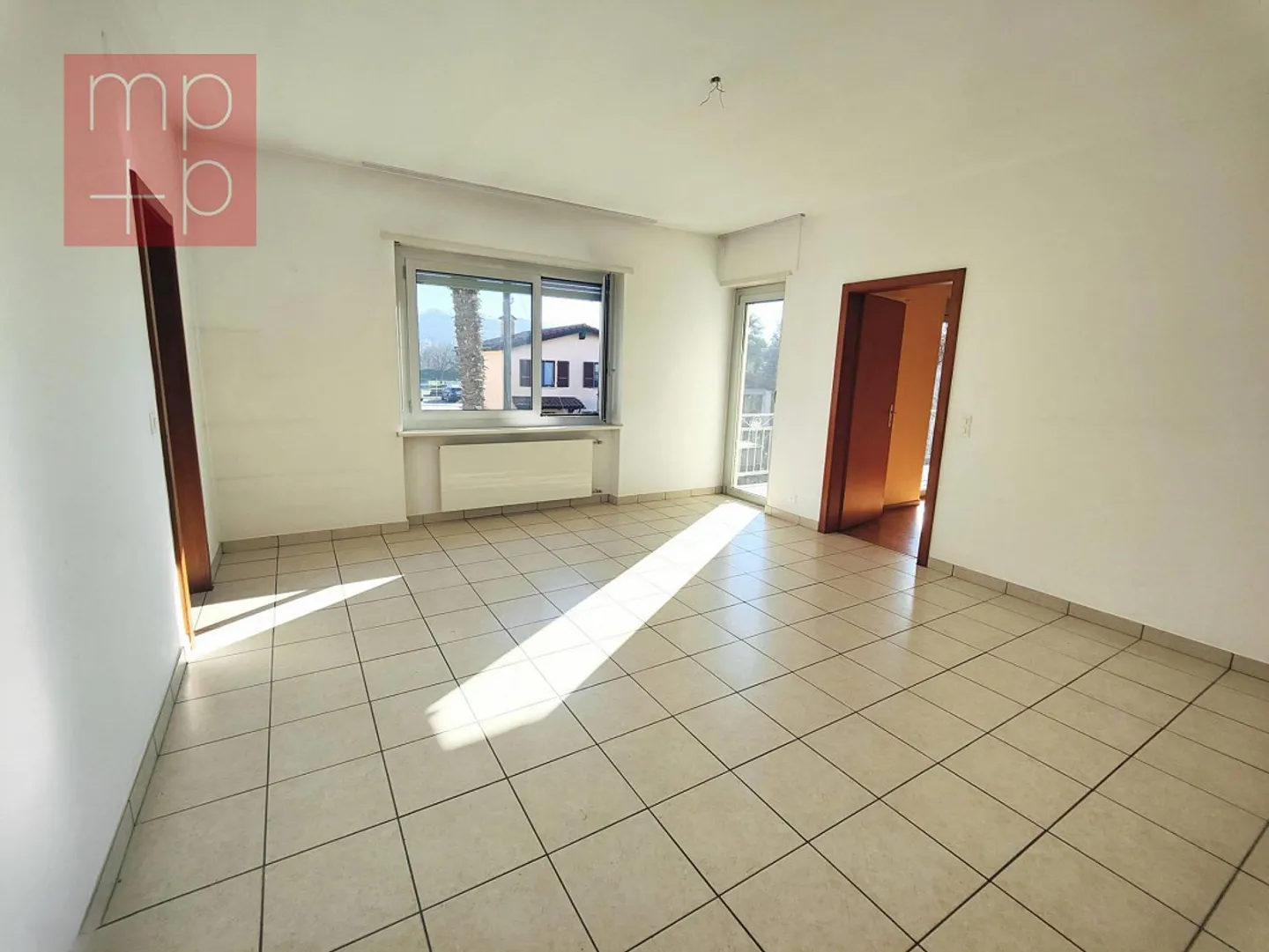 Affascinante Casa Indipendente a Rancate - Foto 4 di 8