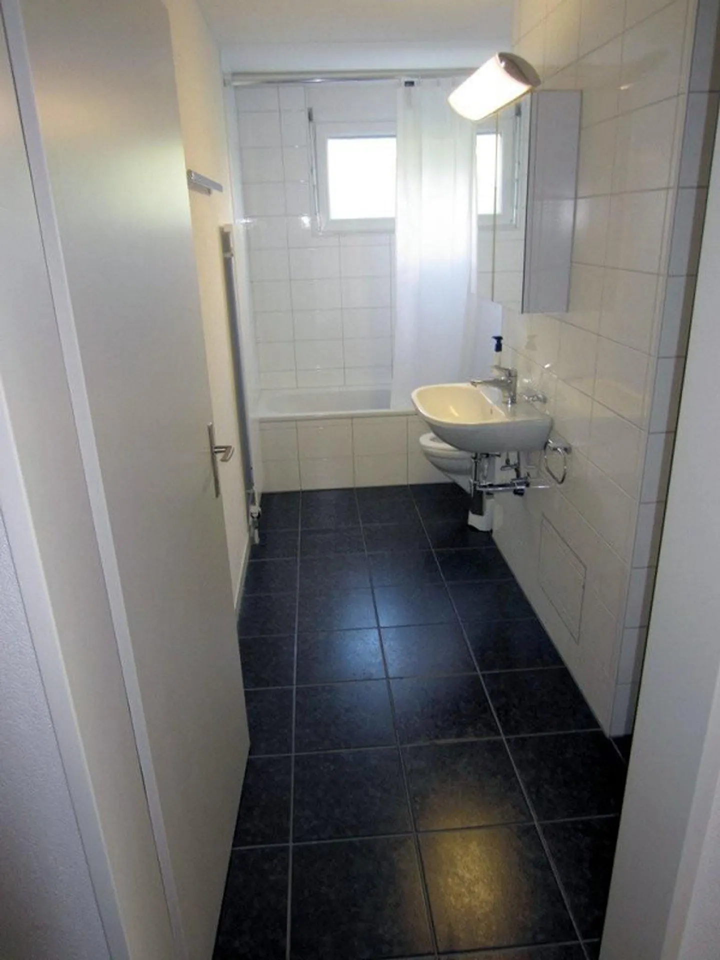 Appartamento per single - con patio! - Foto 3 di 5