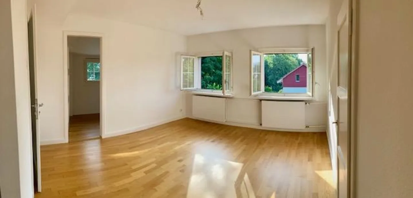 Appartement 2,5 + Bureau/Atelier 2,5 sur 2 étages - Photo 12 sur 16