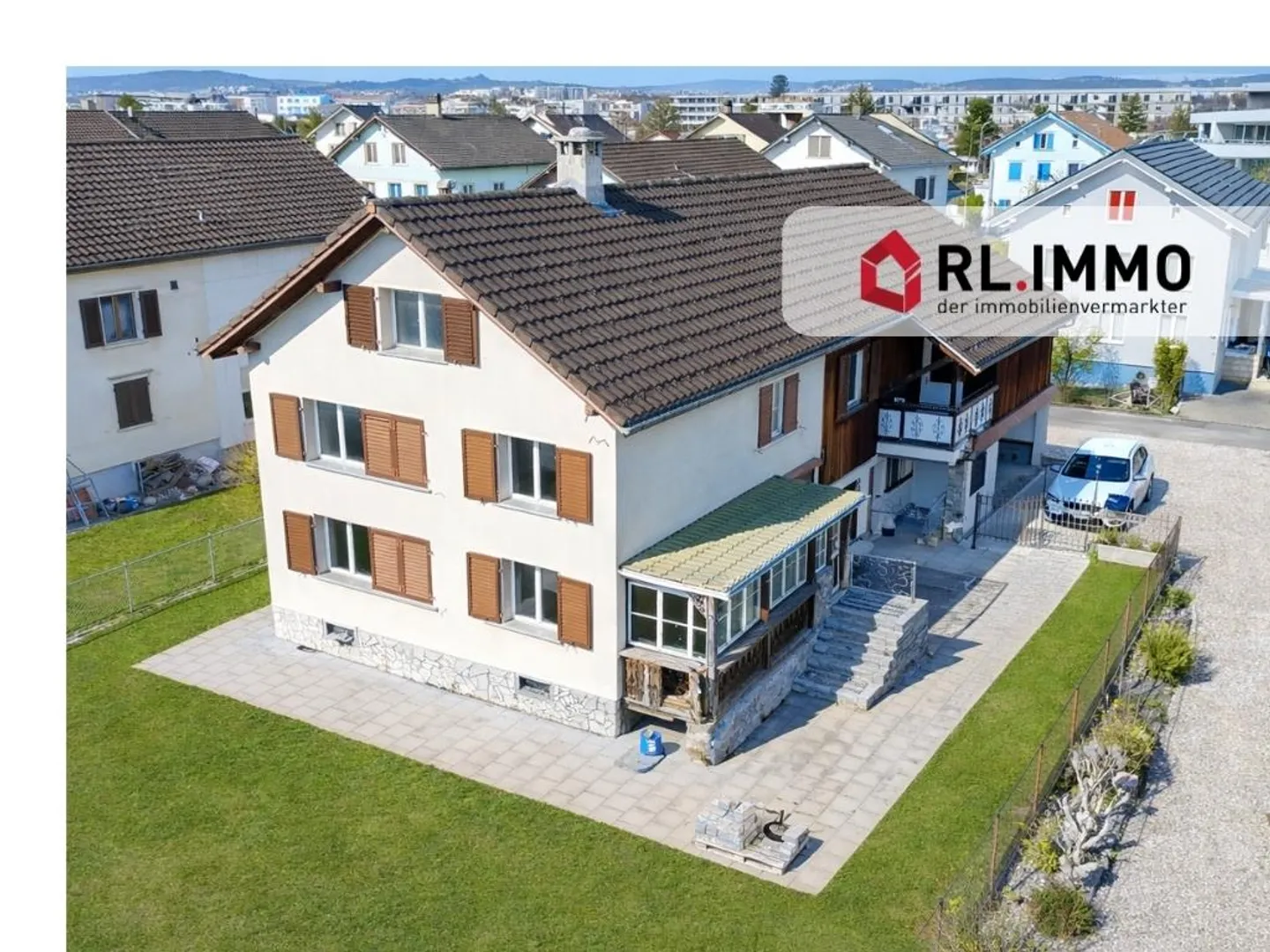 Spacious single-family house for sale in the heart of Buchs - Photo 1 of 10