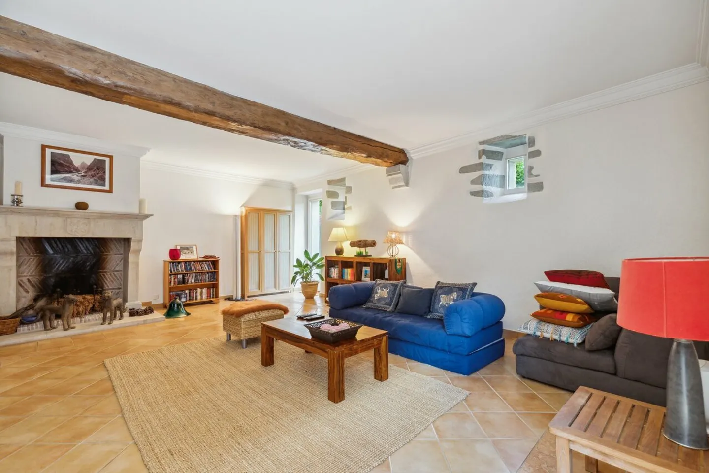 RARE - PATRICIAN HOUSE WITH HIGH-QUALITY MATERIALS AND SWIMMING POOL - Photo 7 of 19