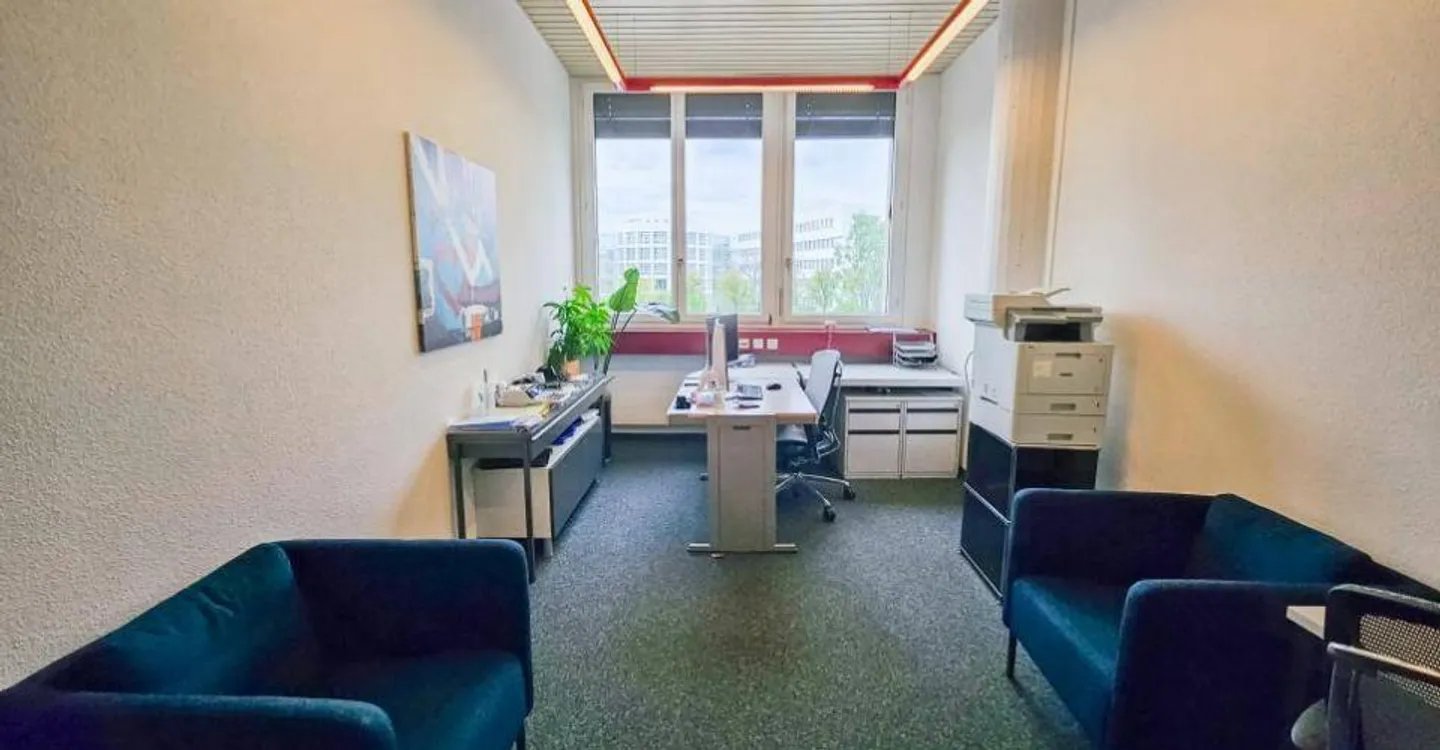 Espace de Bureau Spacieux à Renens - Photo 4 sur 5
