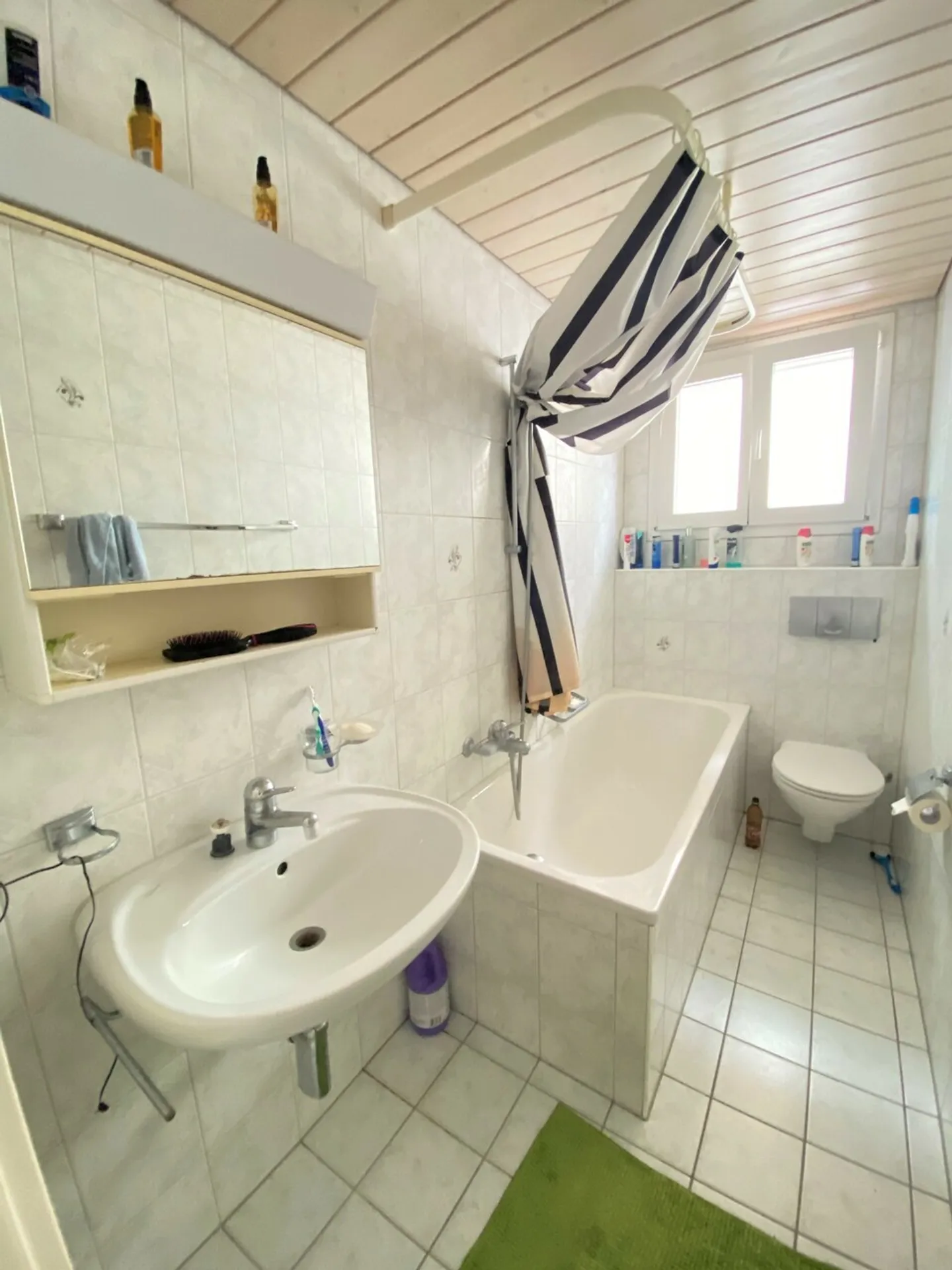 Wohnung mieten - Foto 3 von 7
