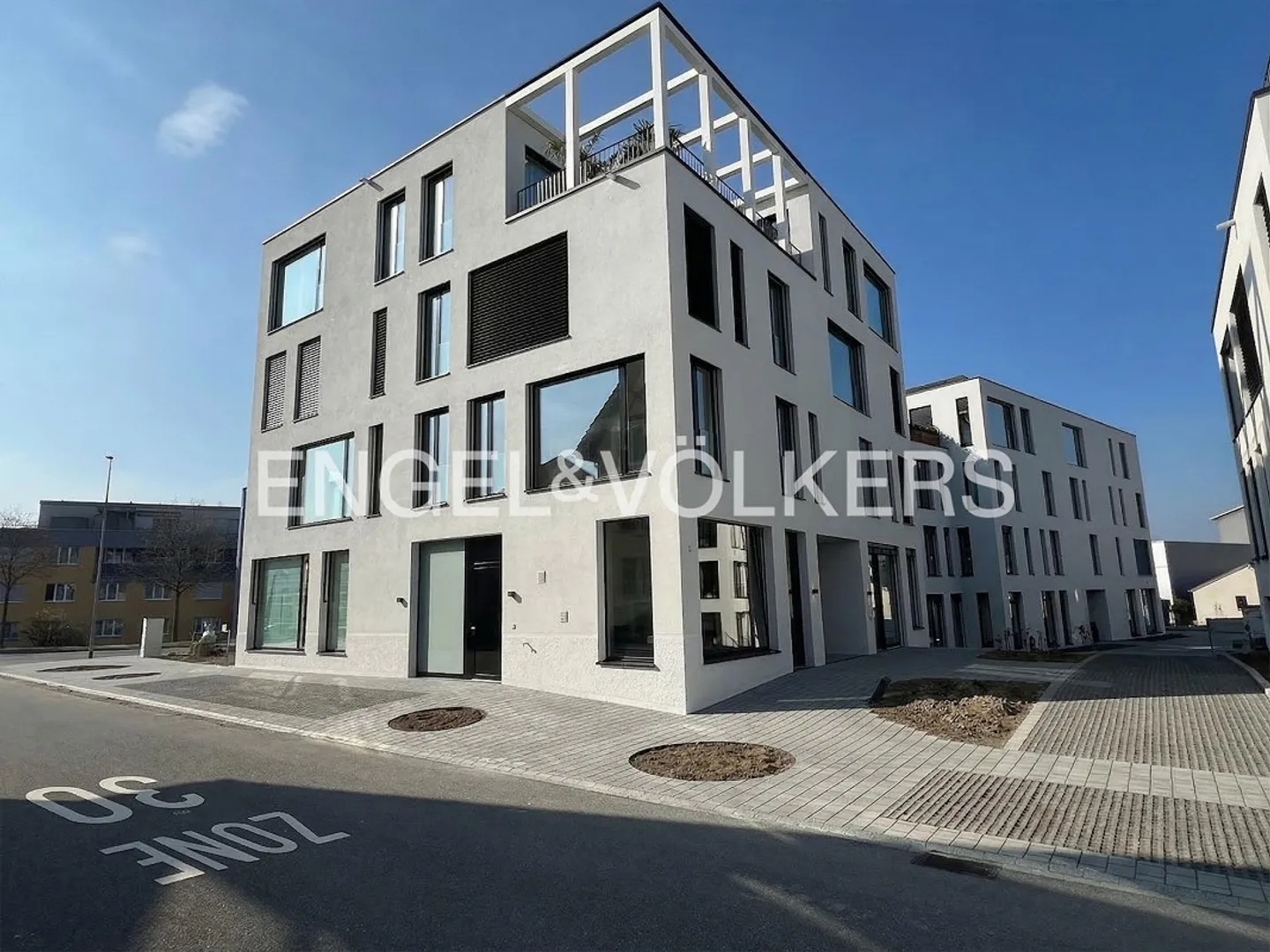 Central & Haute Qualité - Prêt pour Première Location - Photo 12 sur 12