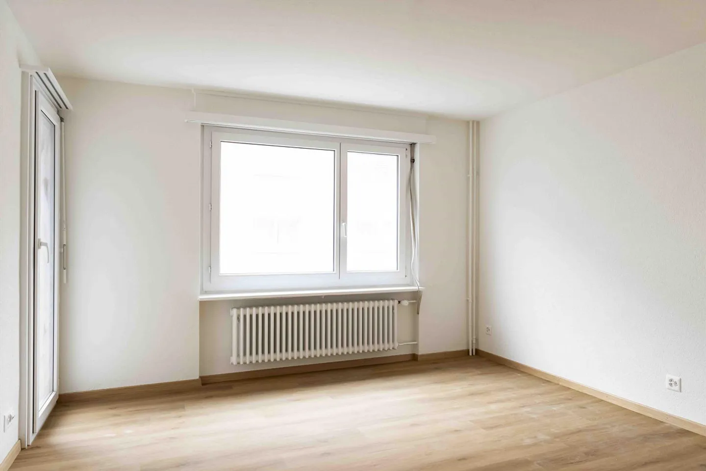 Appartement 2.5 pièces dans un emplacement central - Photo 4 sur 8