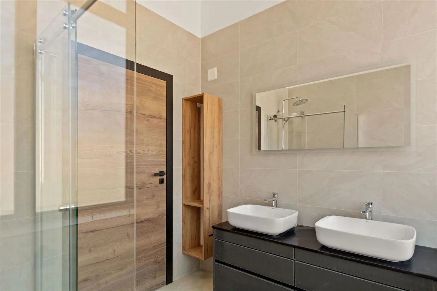 Courtelary, magnificent 4.5 room apartments, balcony, elevator - Photo 11 of 13