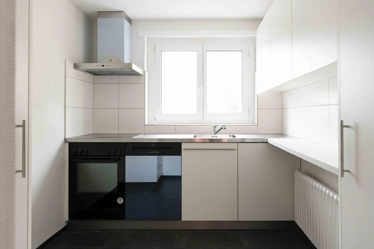 Appartement 2.5 pièces dans un emplacement central - Photo 5 sur 8