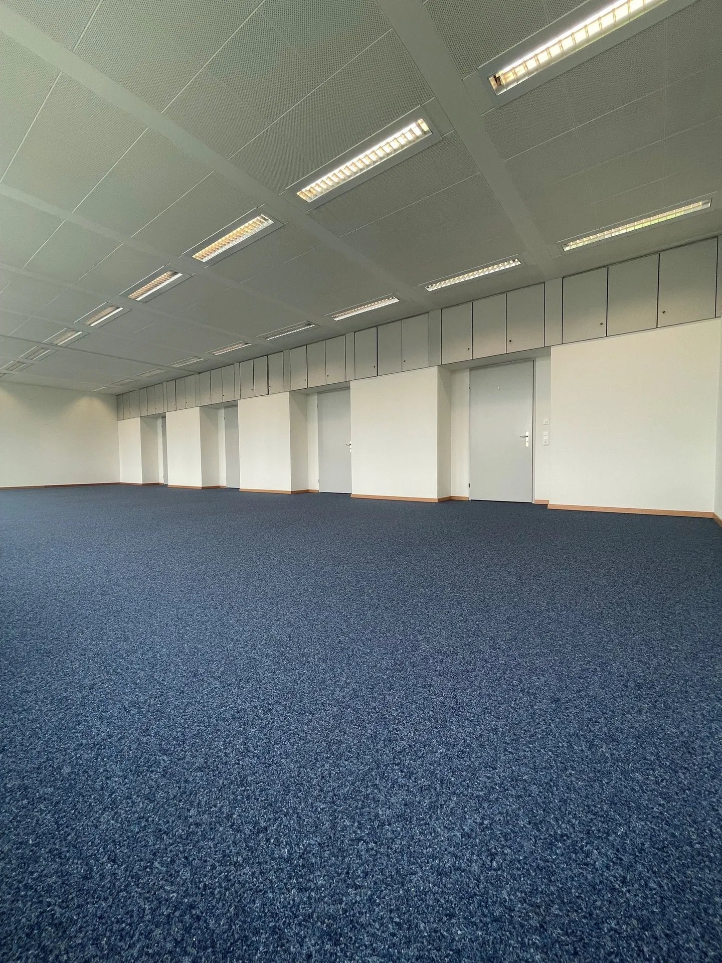 Bureaux représentatifs avec un accès optimal aux transports - Photo 5 sur 11