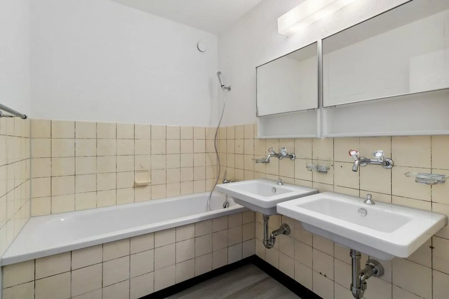 Vivere a contatto con la natura alle porte di Zurigo - Foto 6 di 9