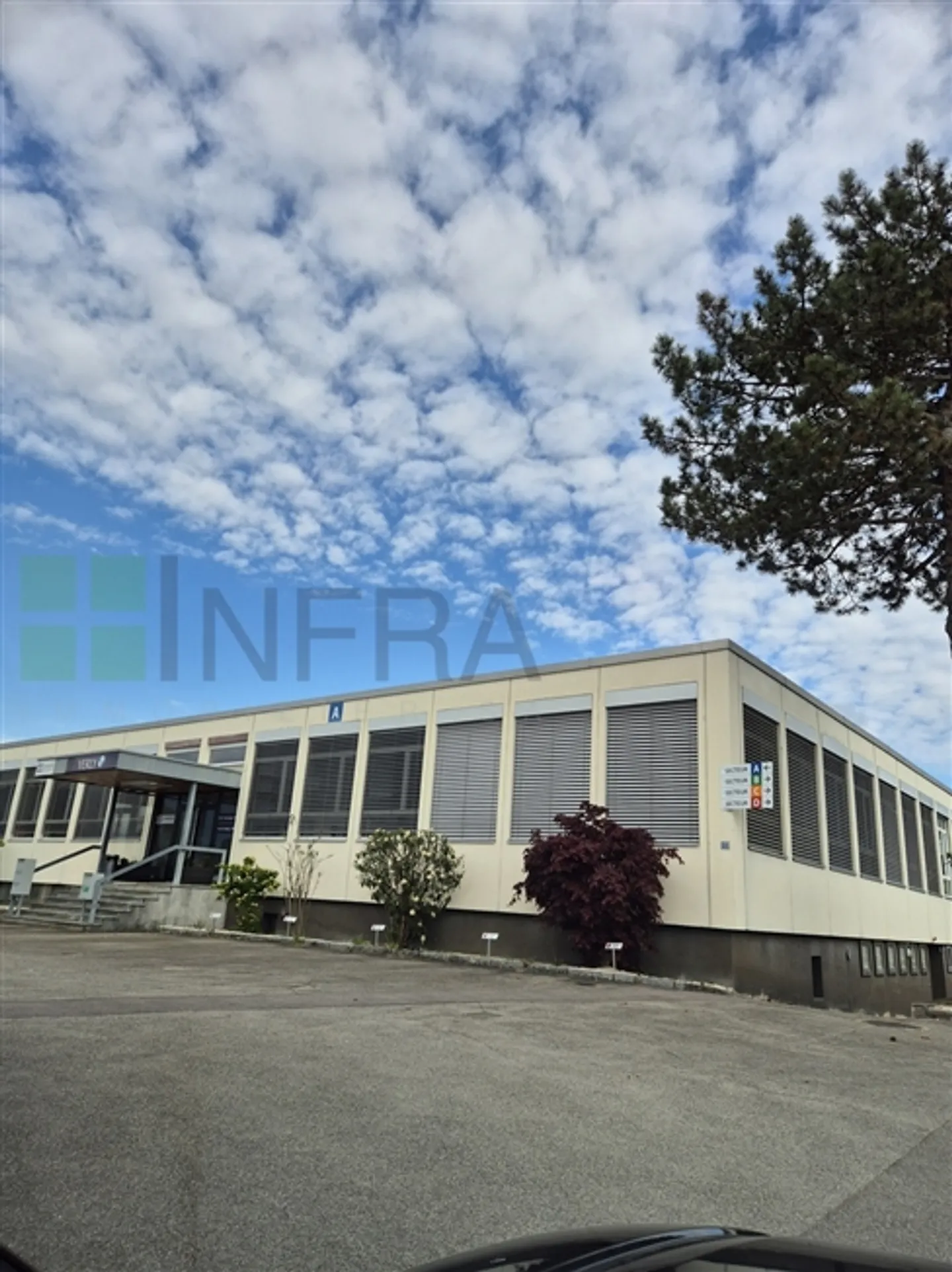 Spazio in affitto in un'area industriale - Foto 1 di 1