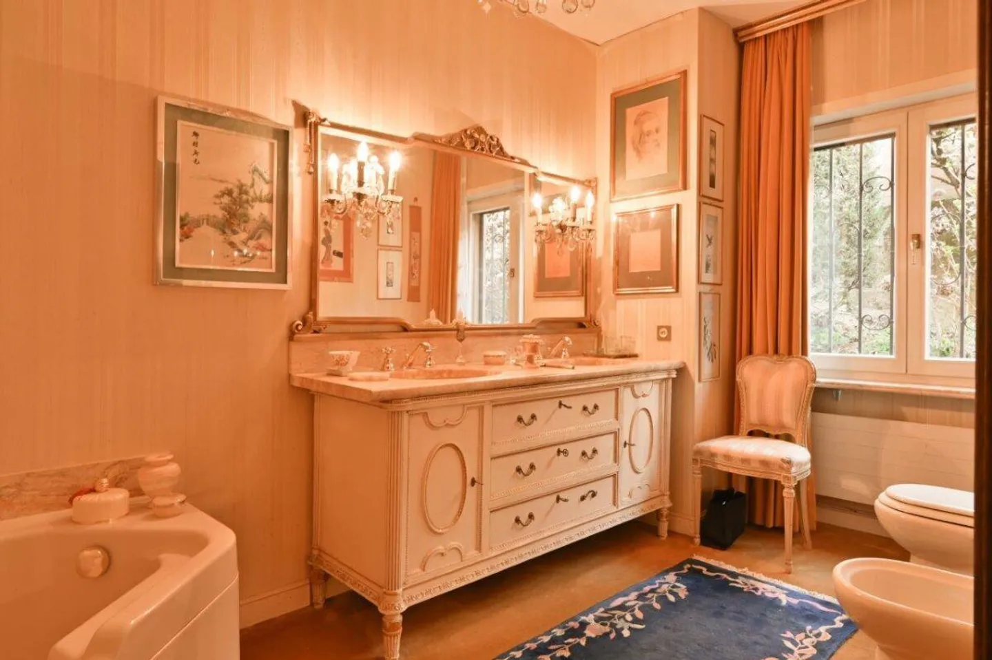 Villa maestosa con piscina in posizione esclusiva - Foto 5 di 10